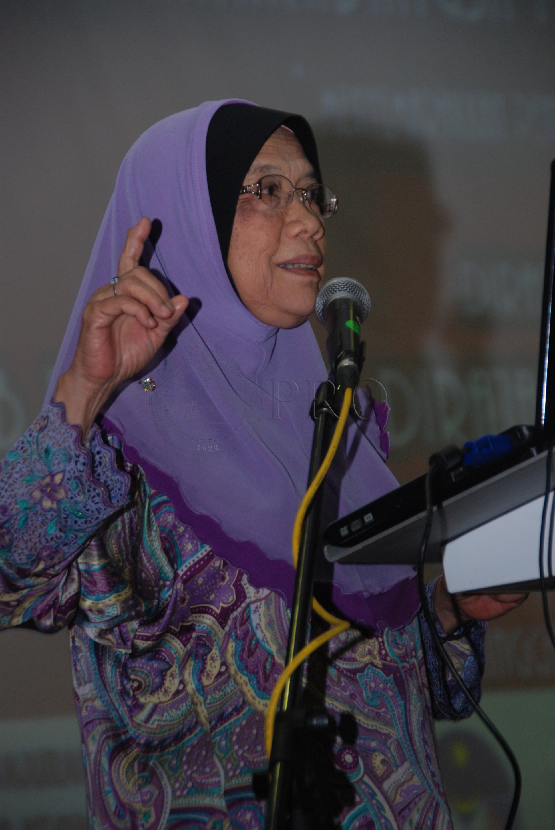 PRO 12 123 melayu DSC 6398